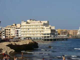 Promenade El Medano/ Blick aufs Hotel
